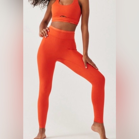 NWT Outdoor Voices Thrive 7/8 Leggings In Paprika Size S Pockets